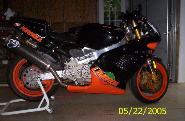 Laverda 750 Formula right side