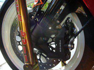 1996 Aprilia RS250 GSXR Front End