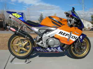Honda RVF400R Right Side Repsol
