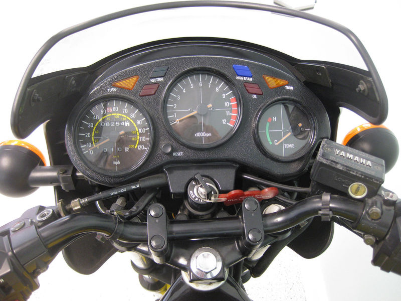 RZ350_3
