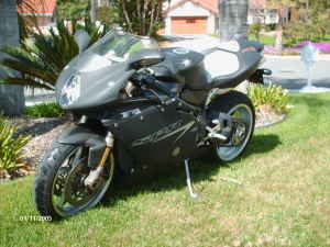 2004 MV Agusta F4 750 SPR front
