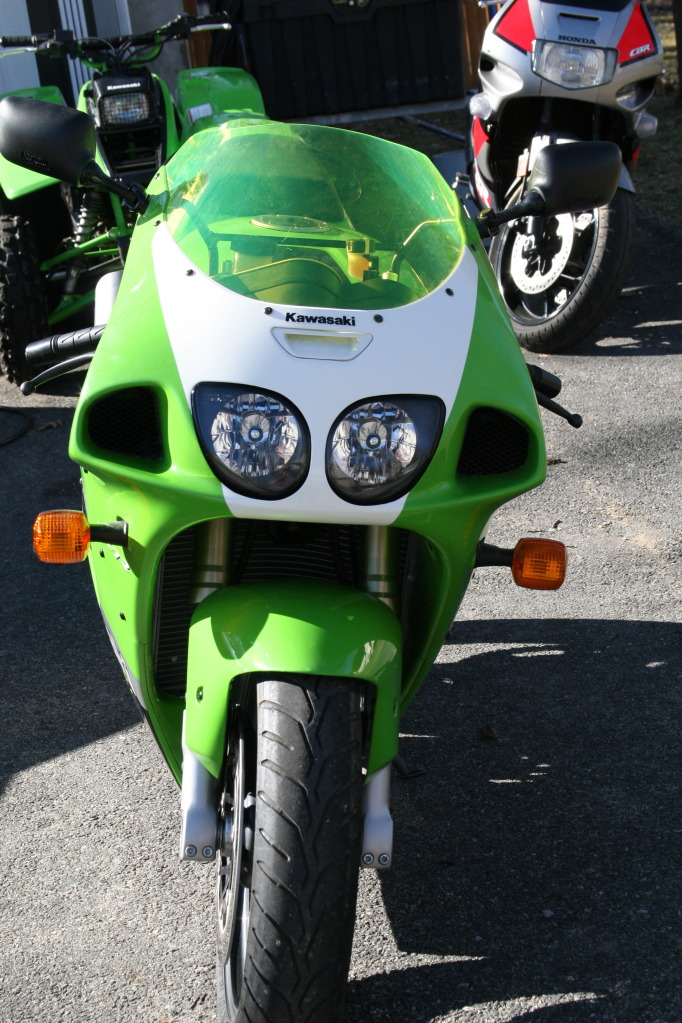 kawasaki zx 2000