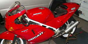 1990 Ducati 851 Right Front
