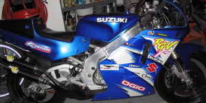 1994 Suzuki RGV250 Right Side