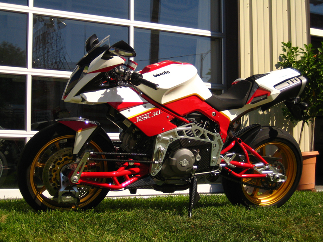 tesi motorcycle