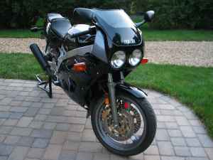 FZR400_3