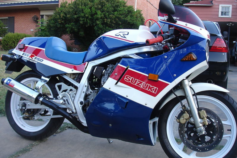 86 GSXR 750 LE