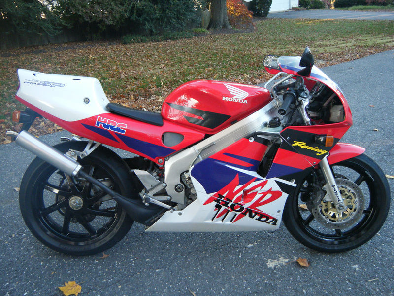 When Honda Built Strokers: 1995 Honda NSR250R SP MC28 - Rare