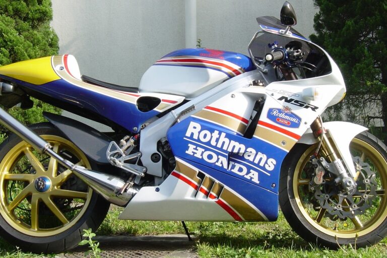 MC28Rothmans_