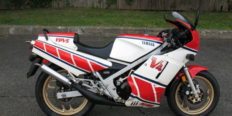 In a New York Minute: 1985 Yamaha RZ500 - Rare SportBikesForSale