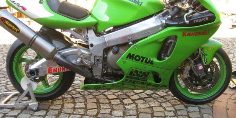 メロンパンナ Lime Green Meanie: 1998 Super Bike Spec Kawasaki ZX7RR - Rare