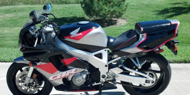 93 CBR900RR
