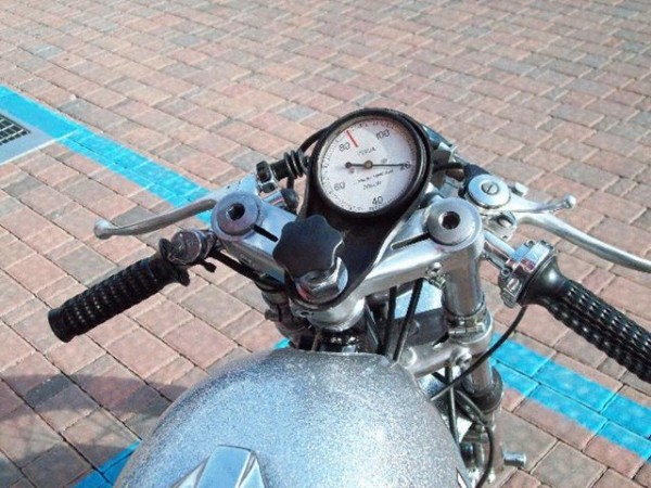 big_ducati__209342_4874_big_lavoriducati450desmo026