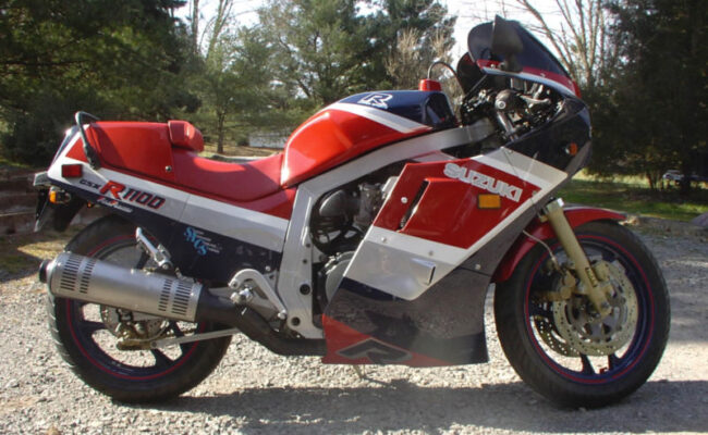 1986GSXR1100_1