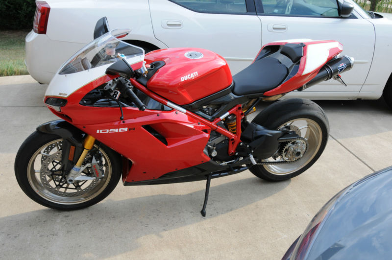 2008 Ducati 1098R Superbike with 5300 Miles #163 - Rare SportBikes For Sale