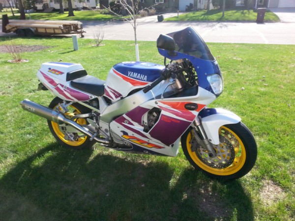 94YZF750R_1