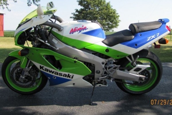 Last Second Chance: 1991 Kawasaki ZX-7 