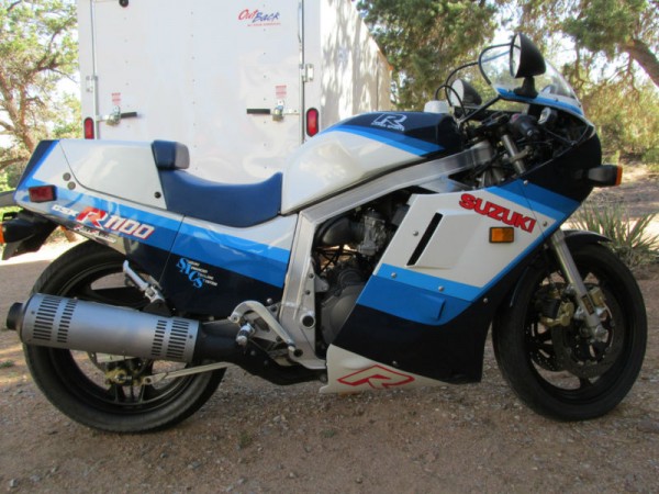 gsxr right