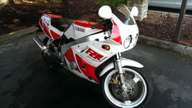 1988 Yamaha FZR400 for sale