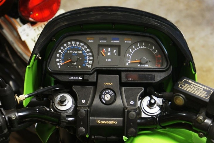 バイイー Another Green Monster: 1984 Kawasaki KZ1100R1 ELR - Rare