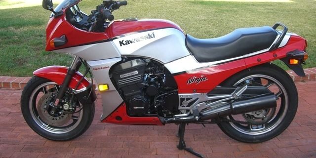 Another Squeeky Clean Kawasaki 900 Ninja - Rare SportBikesForSale