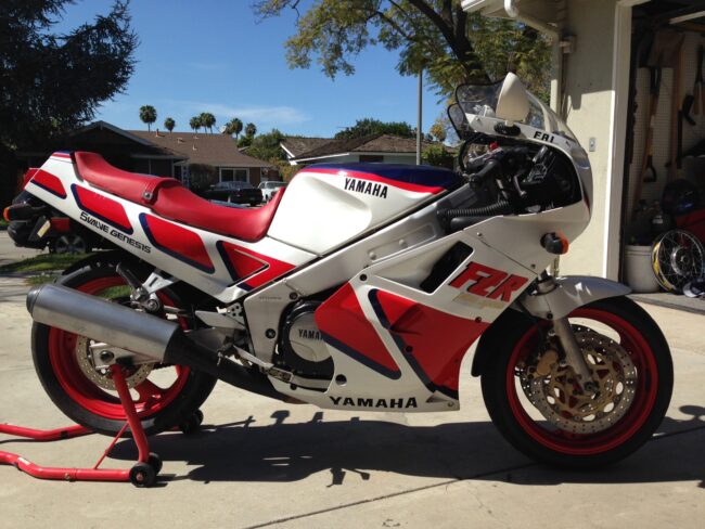 1987 Yamaha FZR1000 for sale