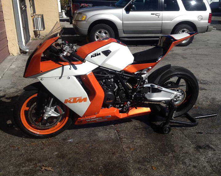 ktm rc8 track bike