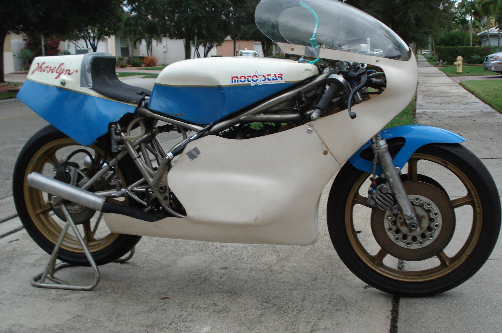 Smoking Smoker: 1980 Yamaha TZ350 with Nico Bakker Frame for Sale ...