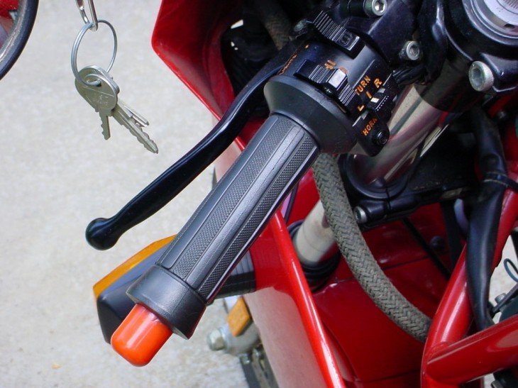 1988 Ducati 750F1 L Grip