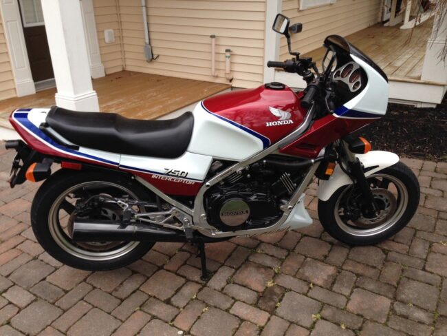 Interceptor_1