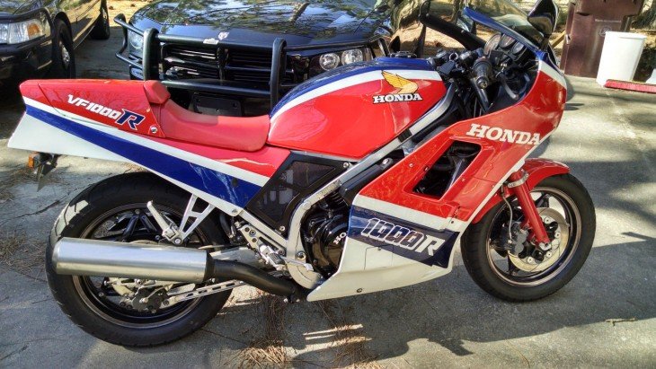 1985 Honda VF1000R R Side