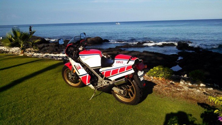 No ka`oi:  Yamaha RZ500 in Hawaii