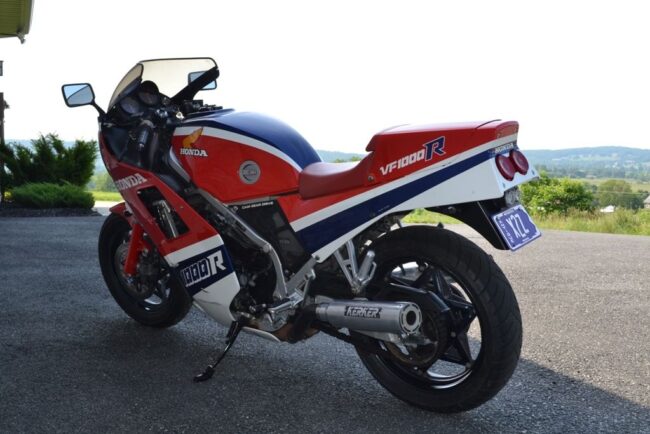 VF1000R_kerker