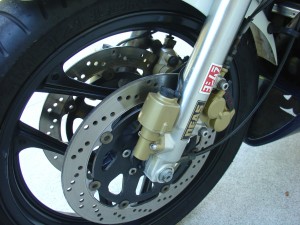 20150513 1986 suzuki gsx-r750 limited edition left front wheel