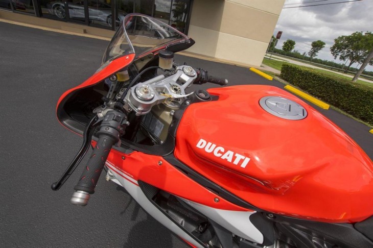 2014 Ducati Superleggera Tank