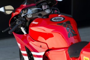 20150627 2008 ducati desmosedici tank