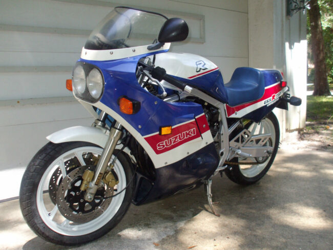 GSXR_limited_leftside