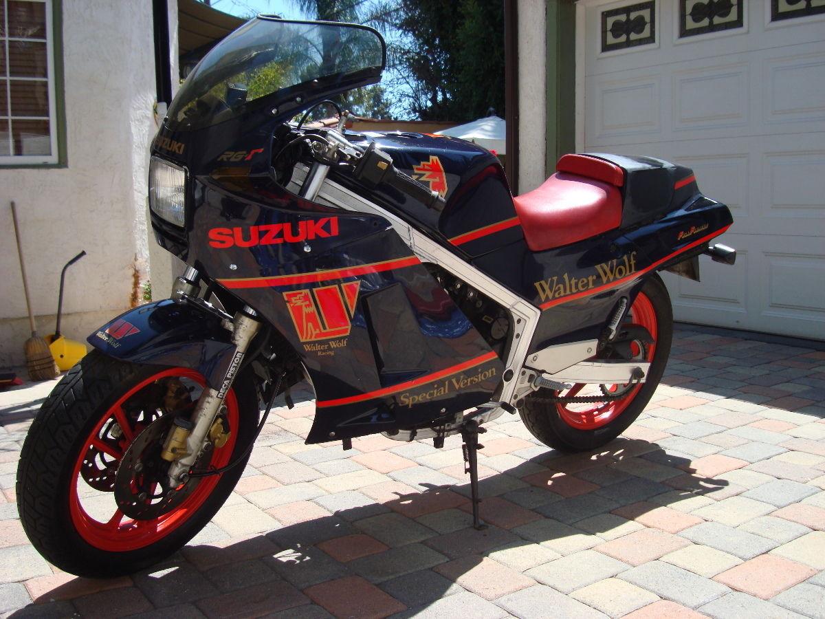 Some Assembly Required: 1987 Suzuki RG500Γ Walter Wolf - Rare