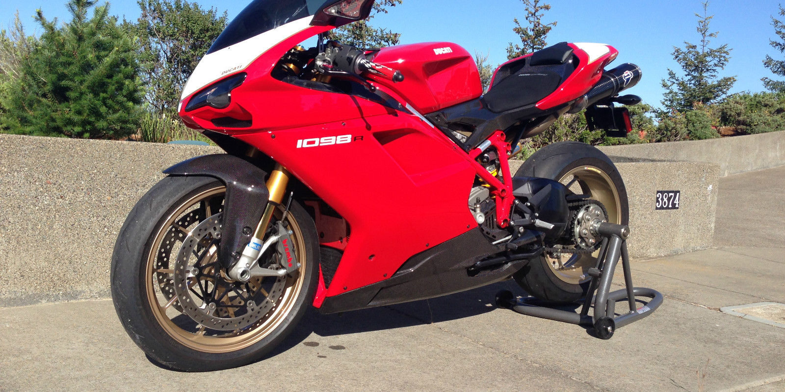 Form and Function: 2008 Ducati 1098R for Sale - Rare SportBikesForSale