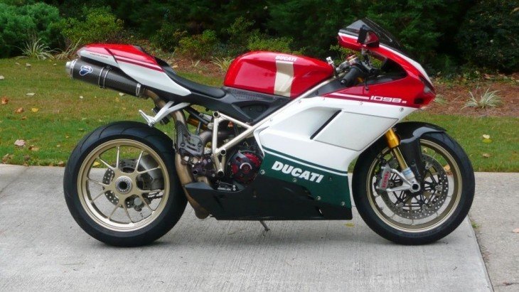 Red, White and Green Pinstripes – 2007 Ducati 1098S Tricolore