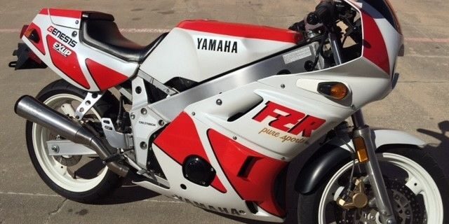 20151003 1988 yamaha fzr400 right