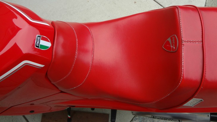 20151020 1990 ducati paso 906 seat