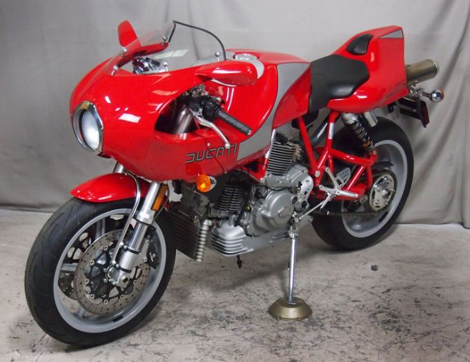 20151223 2000 ducati mh900e left front