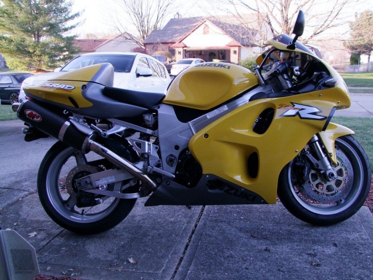 20160107 1999 suzuki tl1000r right