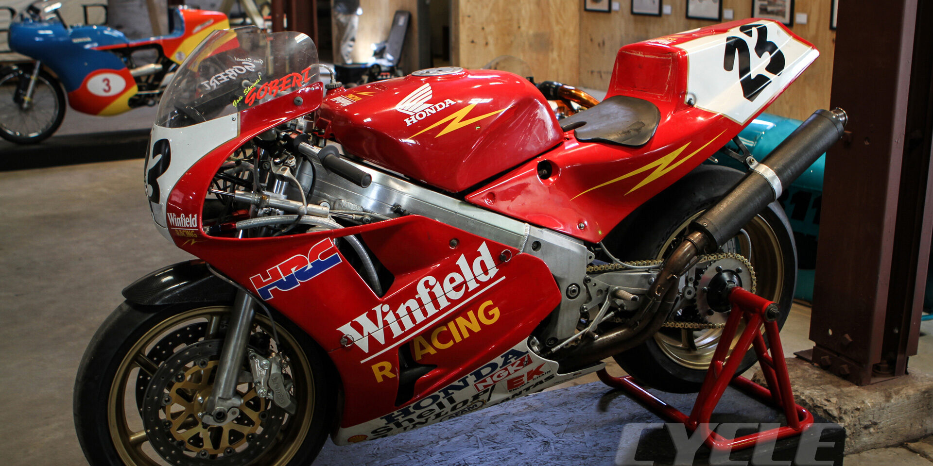 20160109 1986 honda vfr750r left