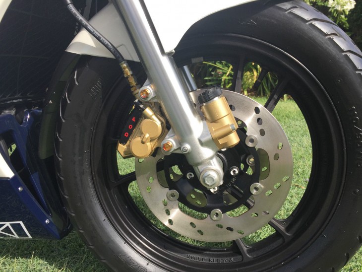 20160201 1985 suzuki rg500 right front wheel