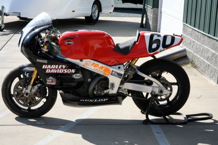 20160205 1994 harley davidson vr1000 left