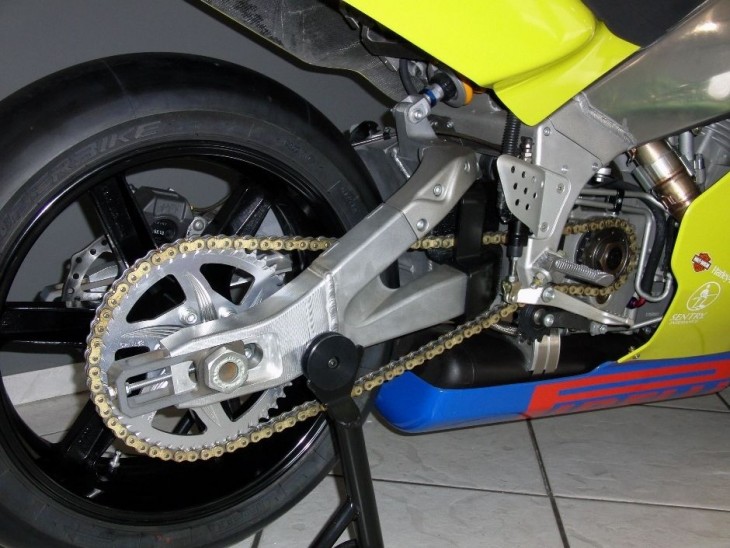 20160213 2007 buell xbrr right rear wheel