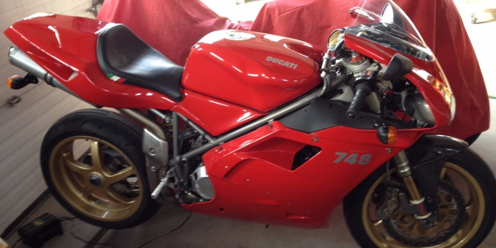 20160215 2000 ducati 748-853 right