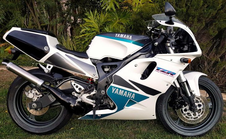 1992 Yamaha TZR250R R Side